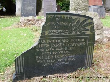 Family Research photo of the grave of Matthew James Lowndes and his wife Esther